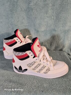 Adidas Hard Court High 'Transmission Pack'. This specific "Cloud White/ Black